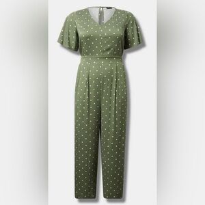 NEW! Stretch Challis Flutter Sleeve Jumpsuit. Size L (12). Torrid size 0.